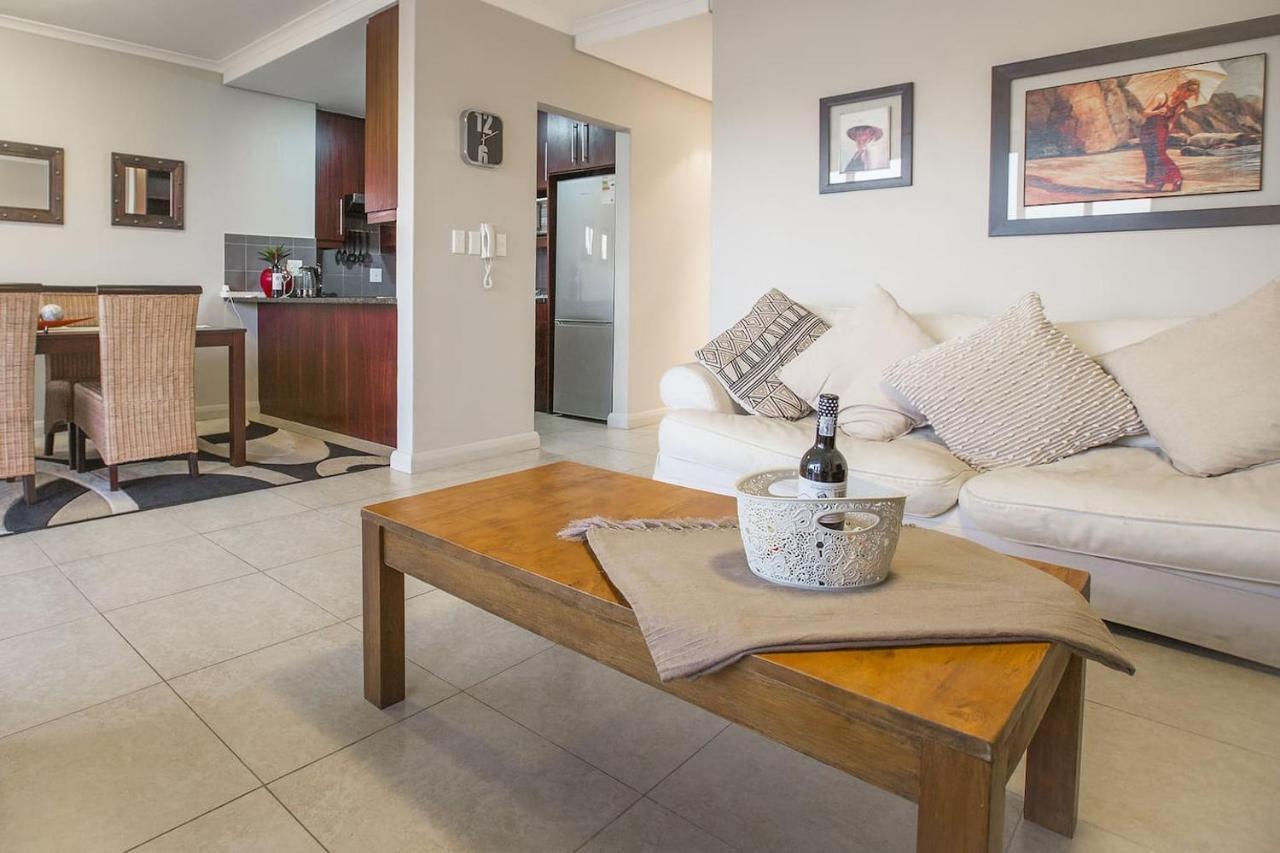 2 Bedroom Apartment With Breathtaking Views! Cape Town Exterior photo
