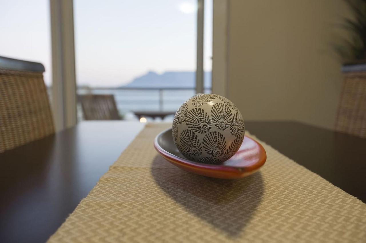 2 Bedroom Apartment With Breathtaking Views! Cape Town Exterior photo